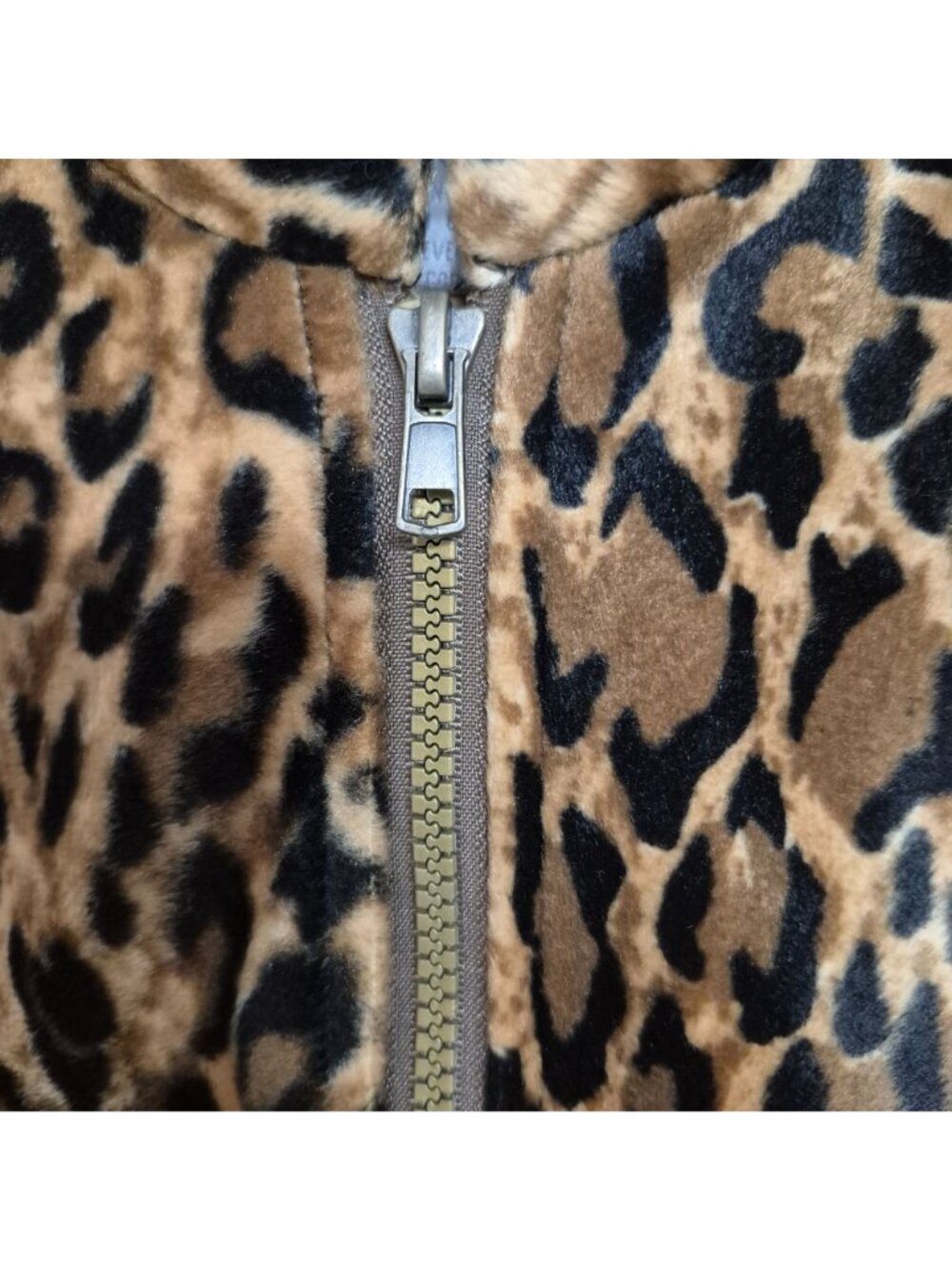 Leopard Print Faux Fur Zip-Up Vest Sleeveless S By Jordan Polyester Womens - Picture 2 of 6